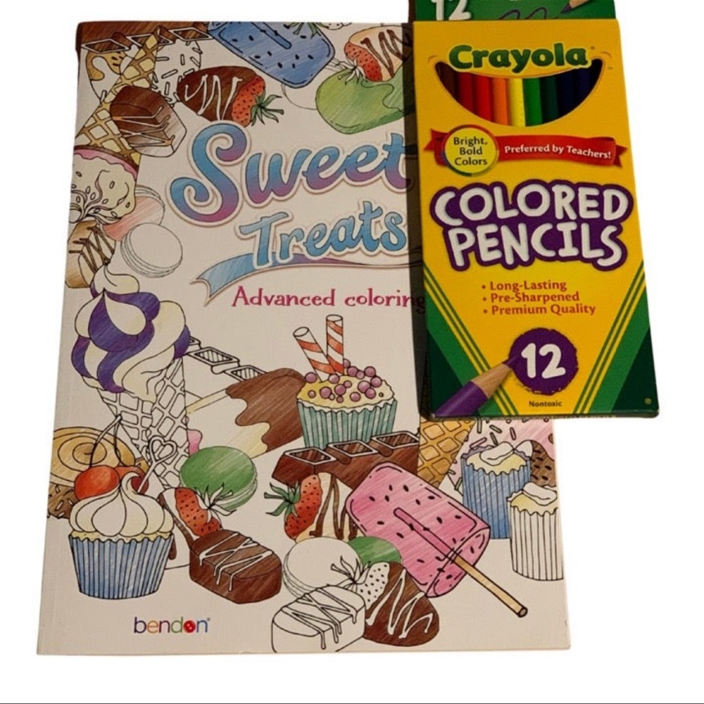 Adult coloring book set, coloring book and colored pencils, advanced coloring